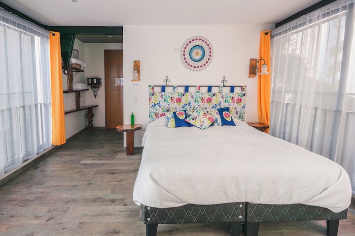 Room 15 of 73