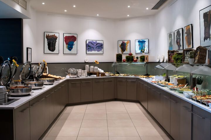 Dining 116 of 146