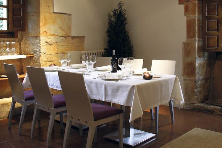 Dining Photos