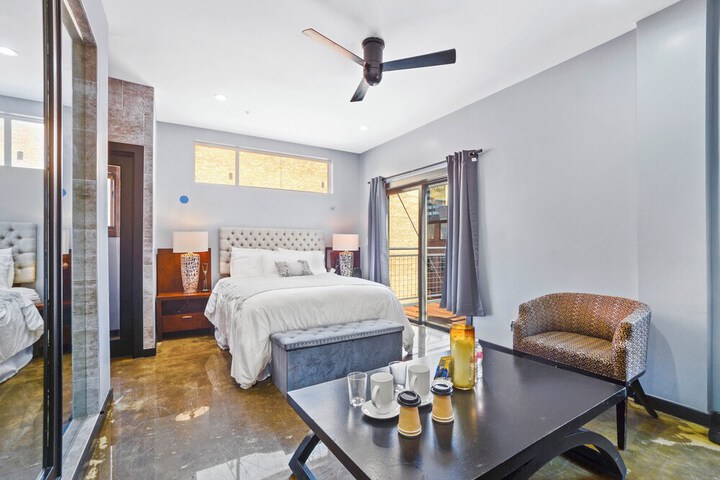 Room 40 of 53