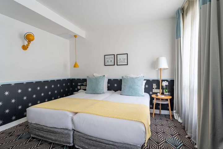 Room 28 of 54