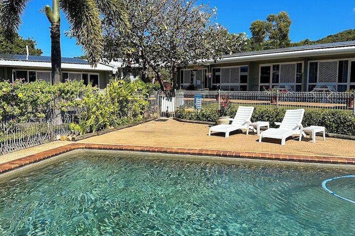 Pool 17 of 45