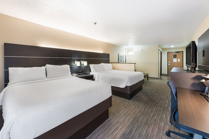 Room 17 of 62
