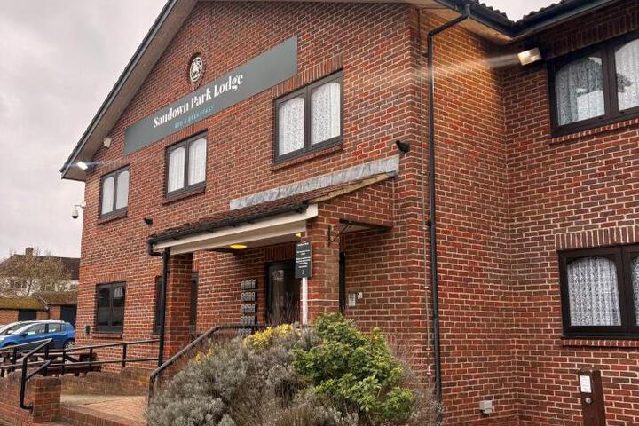 Sandown Park Lodge