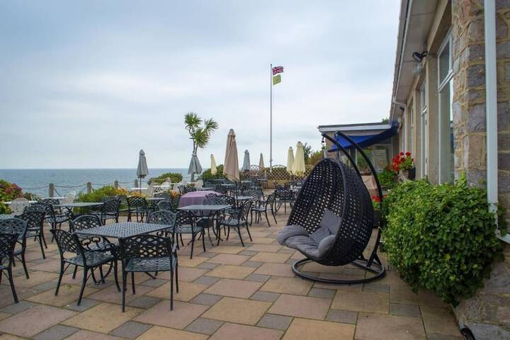 Terrace/Patio 6 of 37
