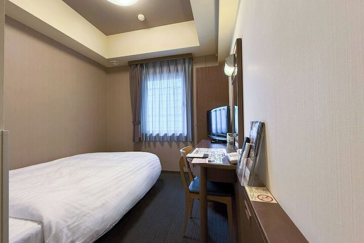 Room 7 of 53