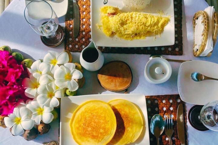 Breakfast/Coffee Service 22 of 48