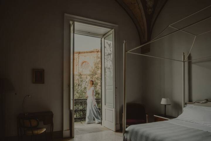 Room 109 of 181