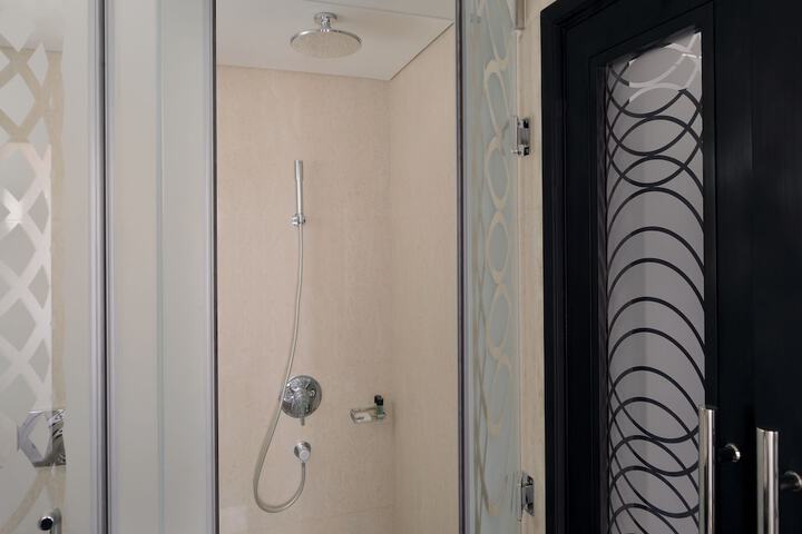 Room 56 of 158