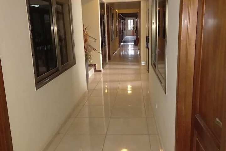Ballroom/Hall 6 of 7