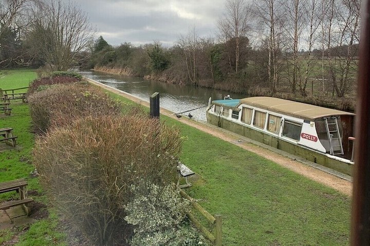 Room 10 of 40