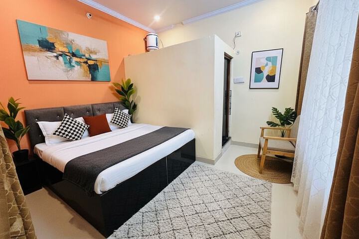 Room 3 of 35