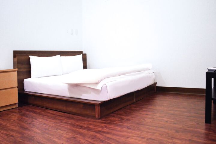 Room 10 of 44