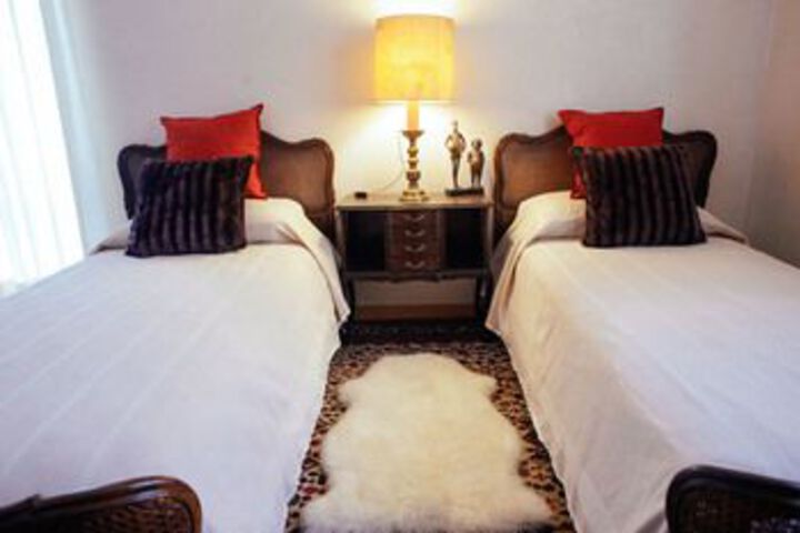 Room 9 of 22