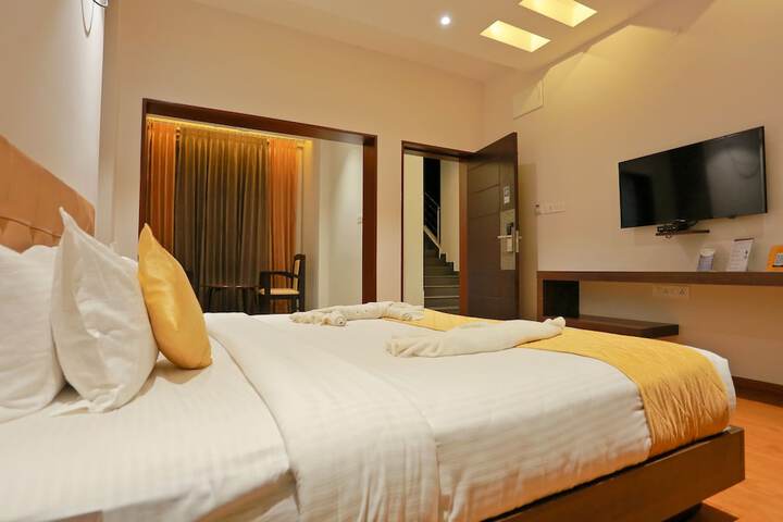Room 16 of 34