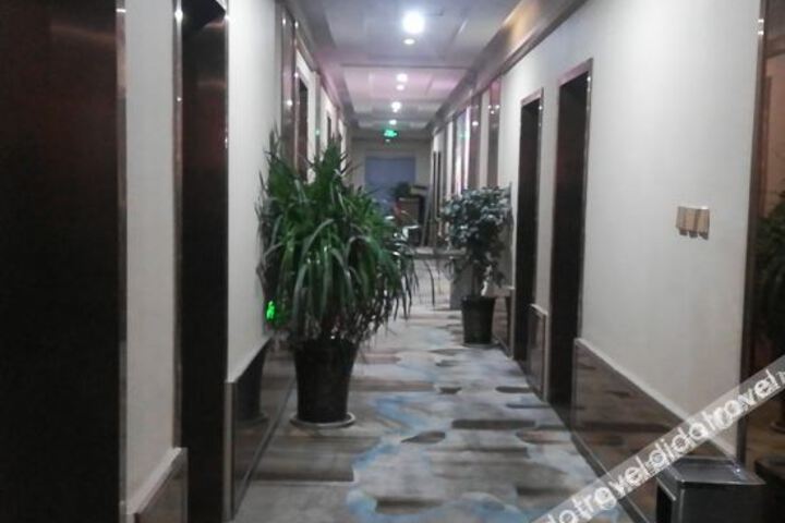 Hotel Interior 6 of 11