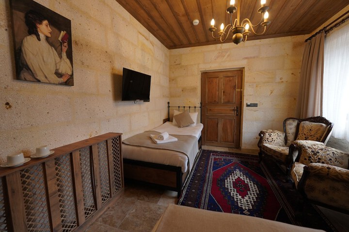 Room 46 of 120