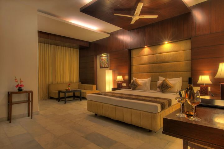 Room 4 of 21