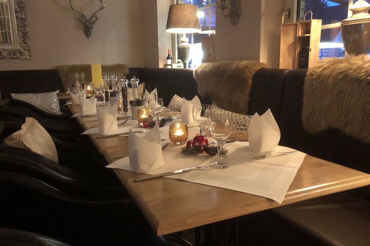 Dining 55 of 70