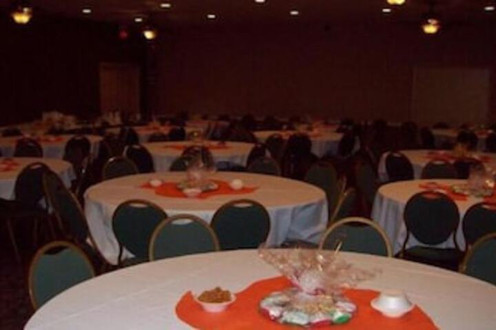 Ballroom/Hall 12 of 15
