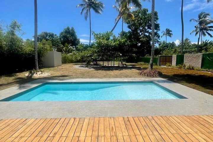 Pool 15 of 18