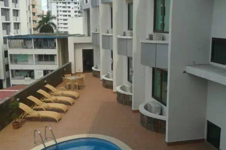 Terrace/Patio 28 of 29