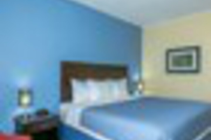 Room 47 of 75