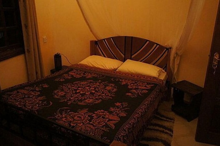 Room 7 of 10
