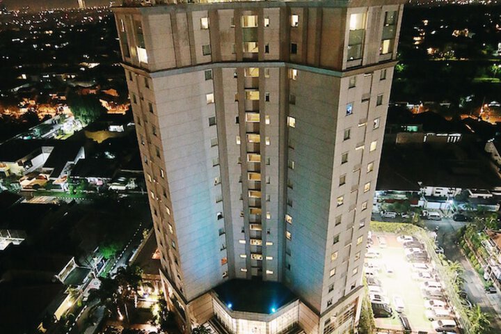 Hotel 67 of 70