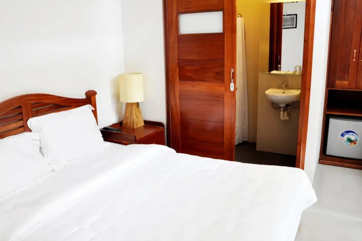Hotel Suite Photo