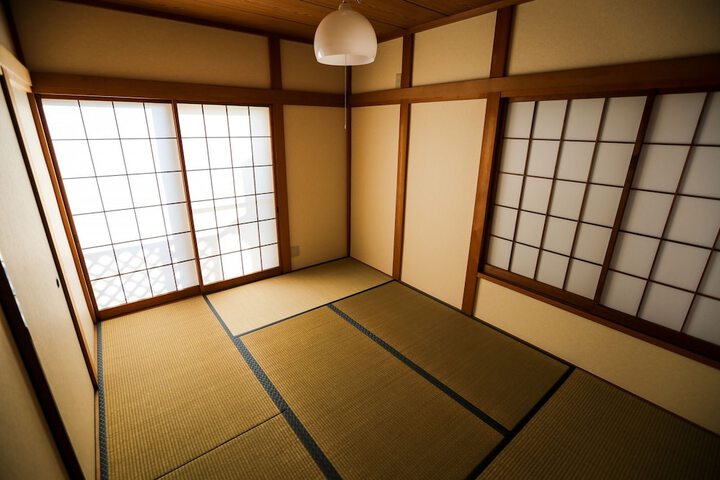 Room 4 of 14