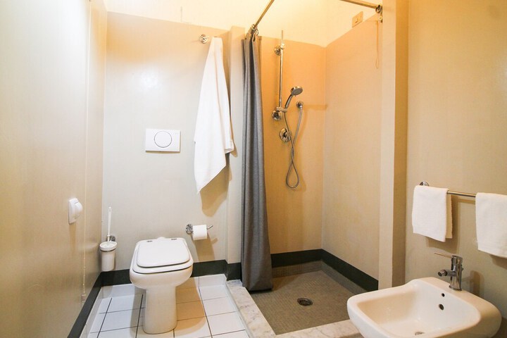 Room 90 of 175