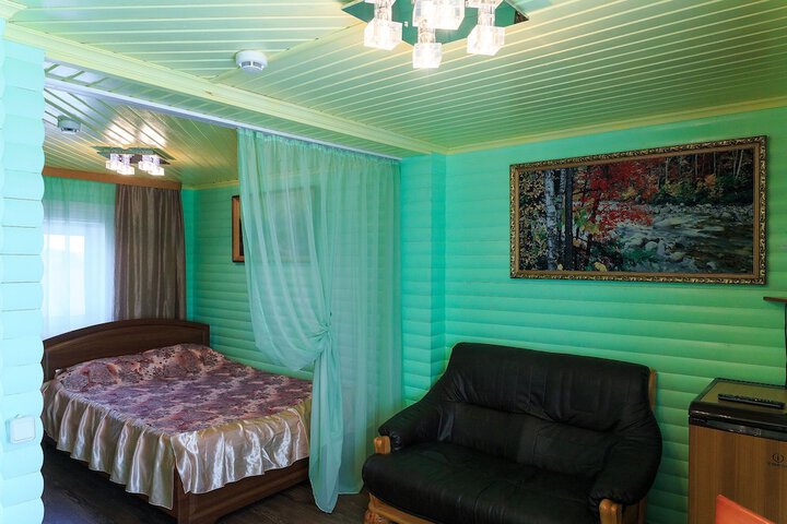 Room 21 of 42