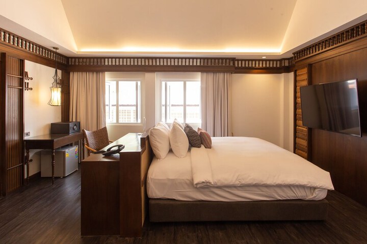Room 28 of 110
