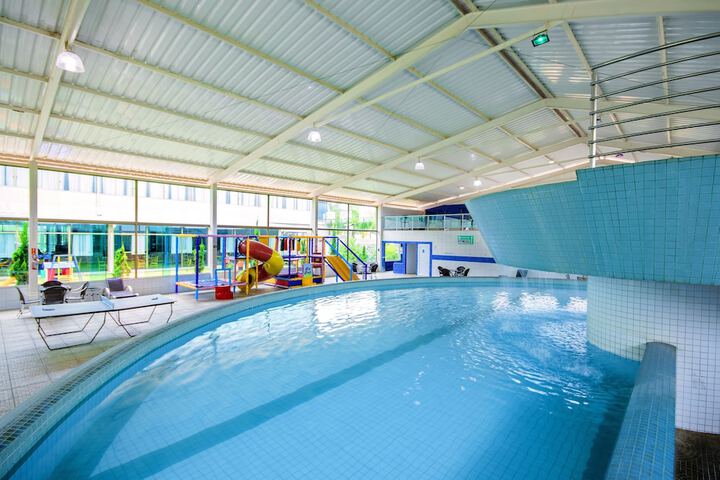 Hotel with Pool