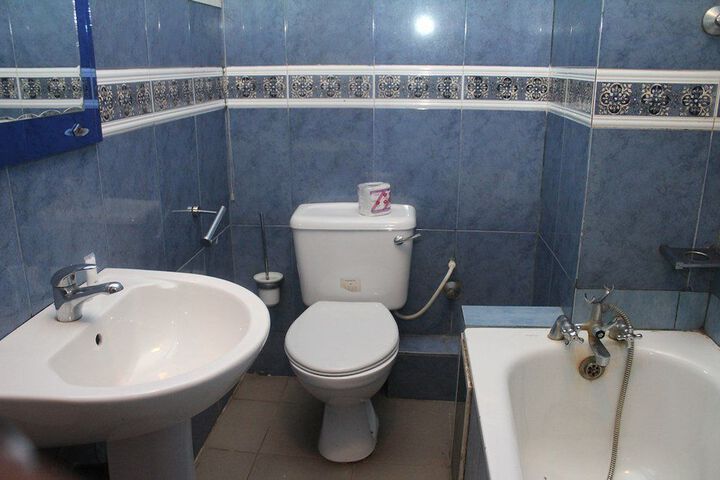 Room 14 of 28
