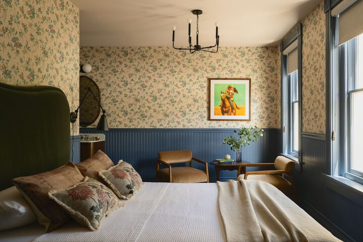 Room 53 of 57