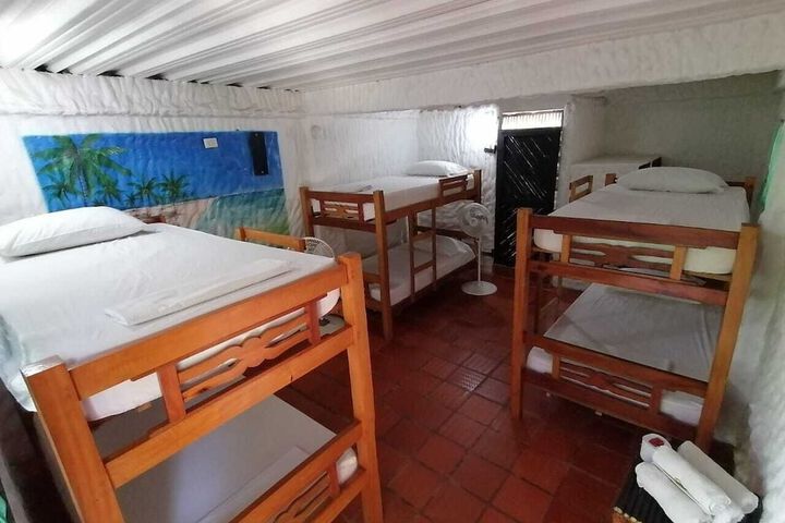 Room 6 of 26
