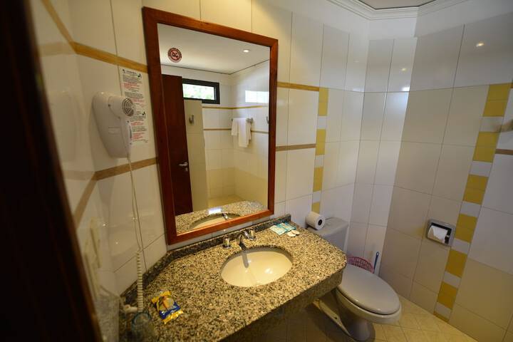 Room 33 of 54