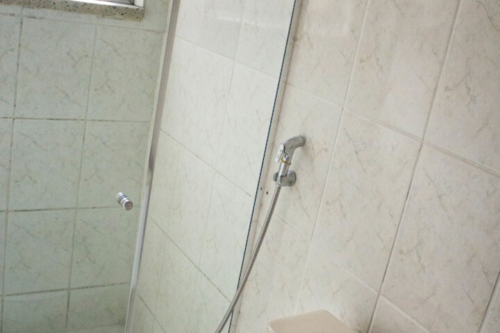 Room 18 of 22