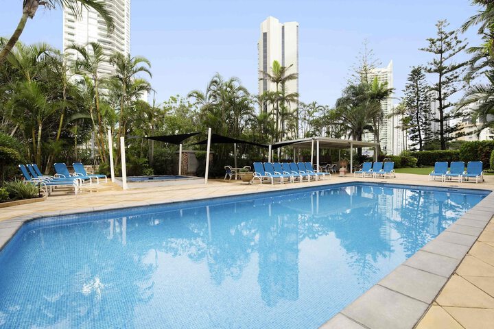 Pool Hotel