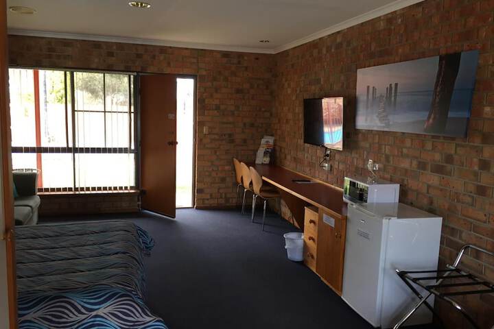Room 22 of 50