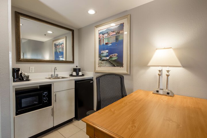 Minibar