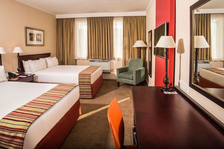 Room 16 of 60