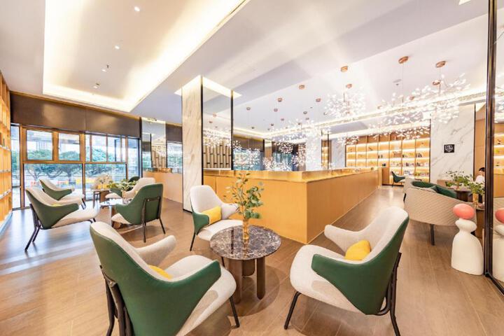 Atour Hotel Zhuhai Gongbei Fuhuali Huanyu City