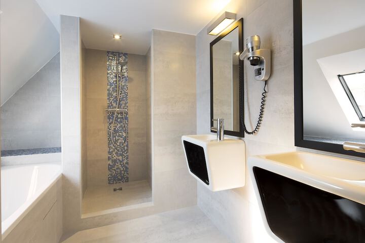 Bathroom Interior Photo