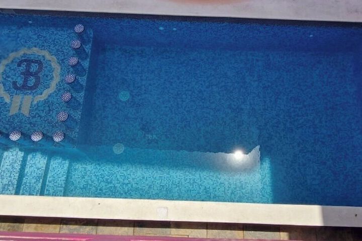 Pool 17 of 19
