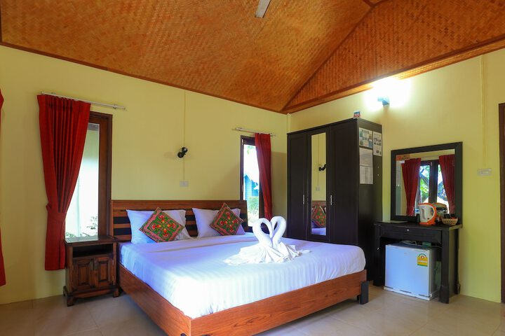 Room 5 of 65