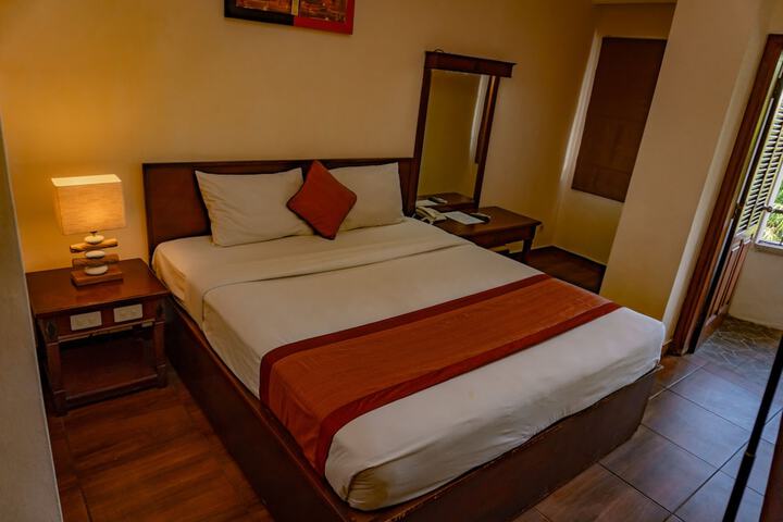 Room 20 of 31