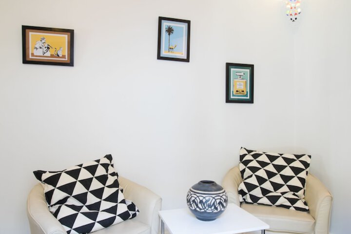 Room 9 of 35